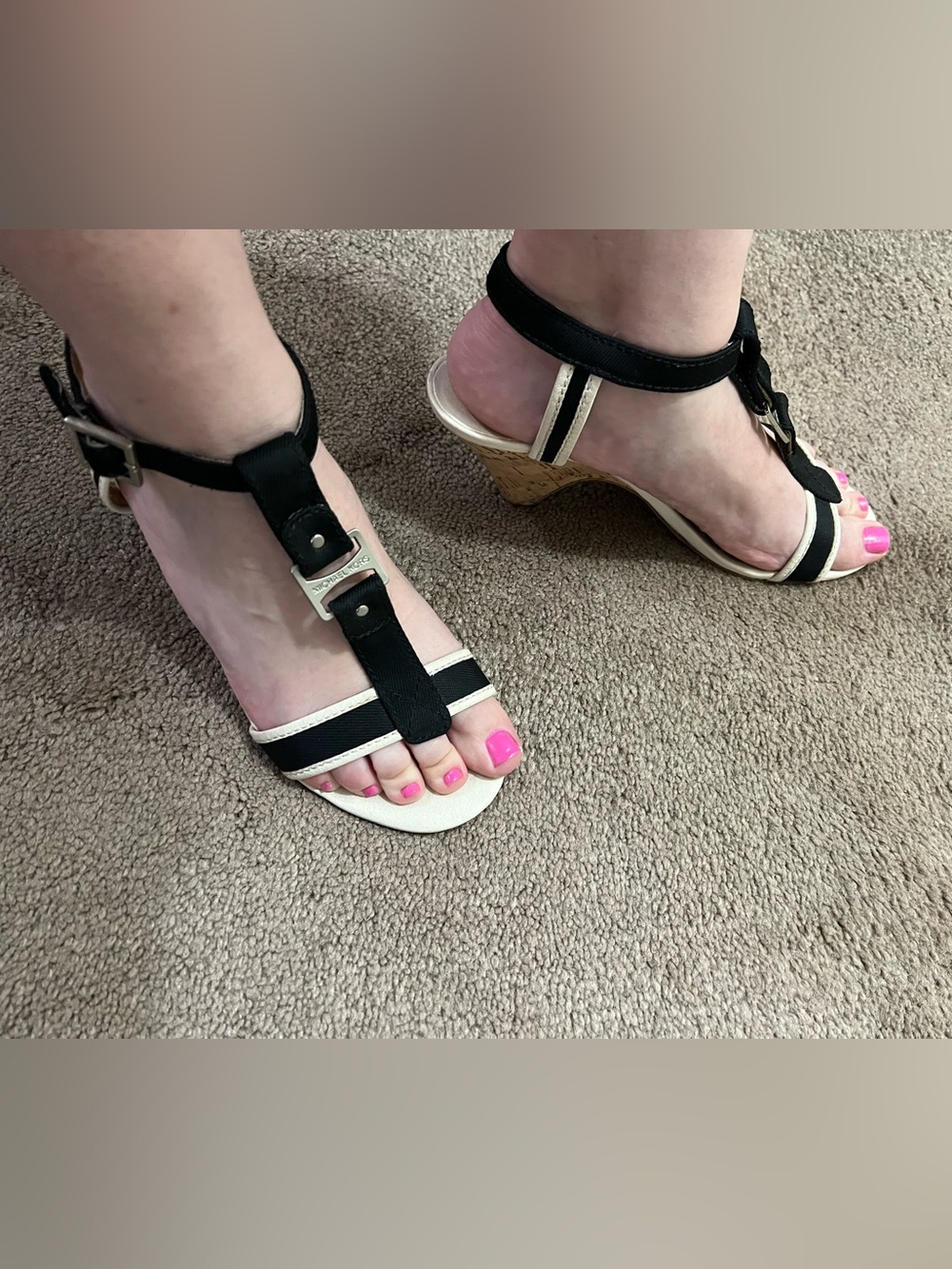 Michael Kors 7 kitten heal black/white t-strap color block gray metal hardware - Picture 1 of 5